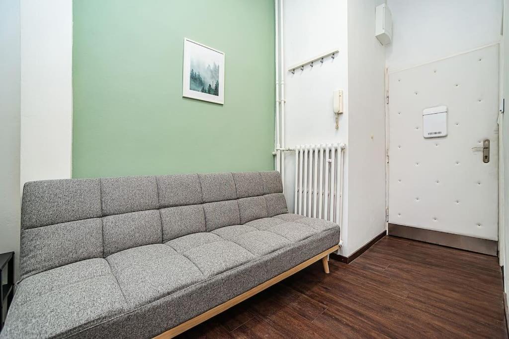 Cozy Old Town Stay - 1-Bedroom Apartment ปราก ภายนอก รูปภาพ